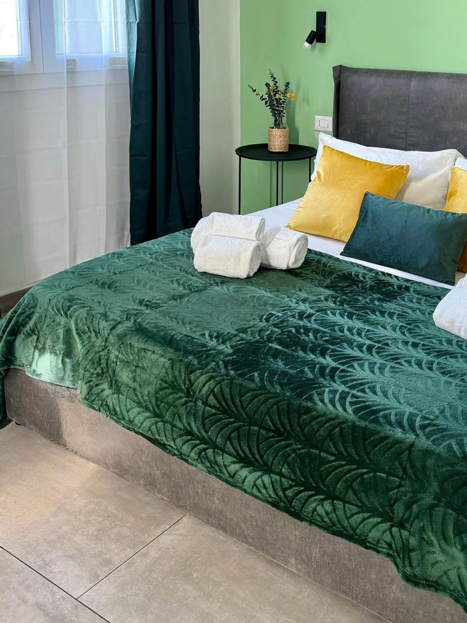 Citroom - Green City Rooms Olbia Eksteriør billede