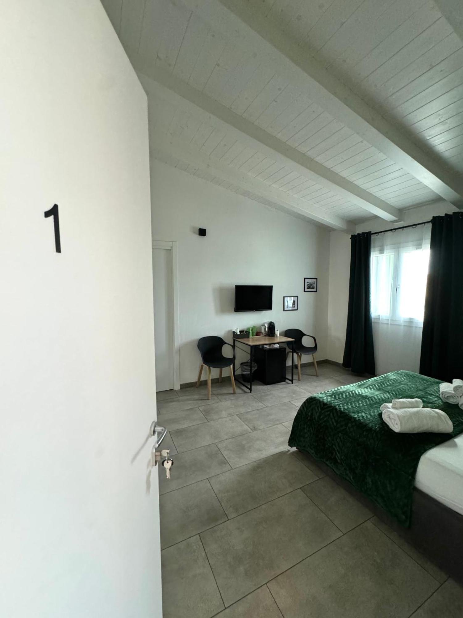 Citroom - Green City Rooms Olbia Eksteriør billede